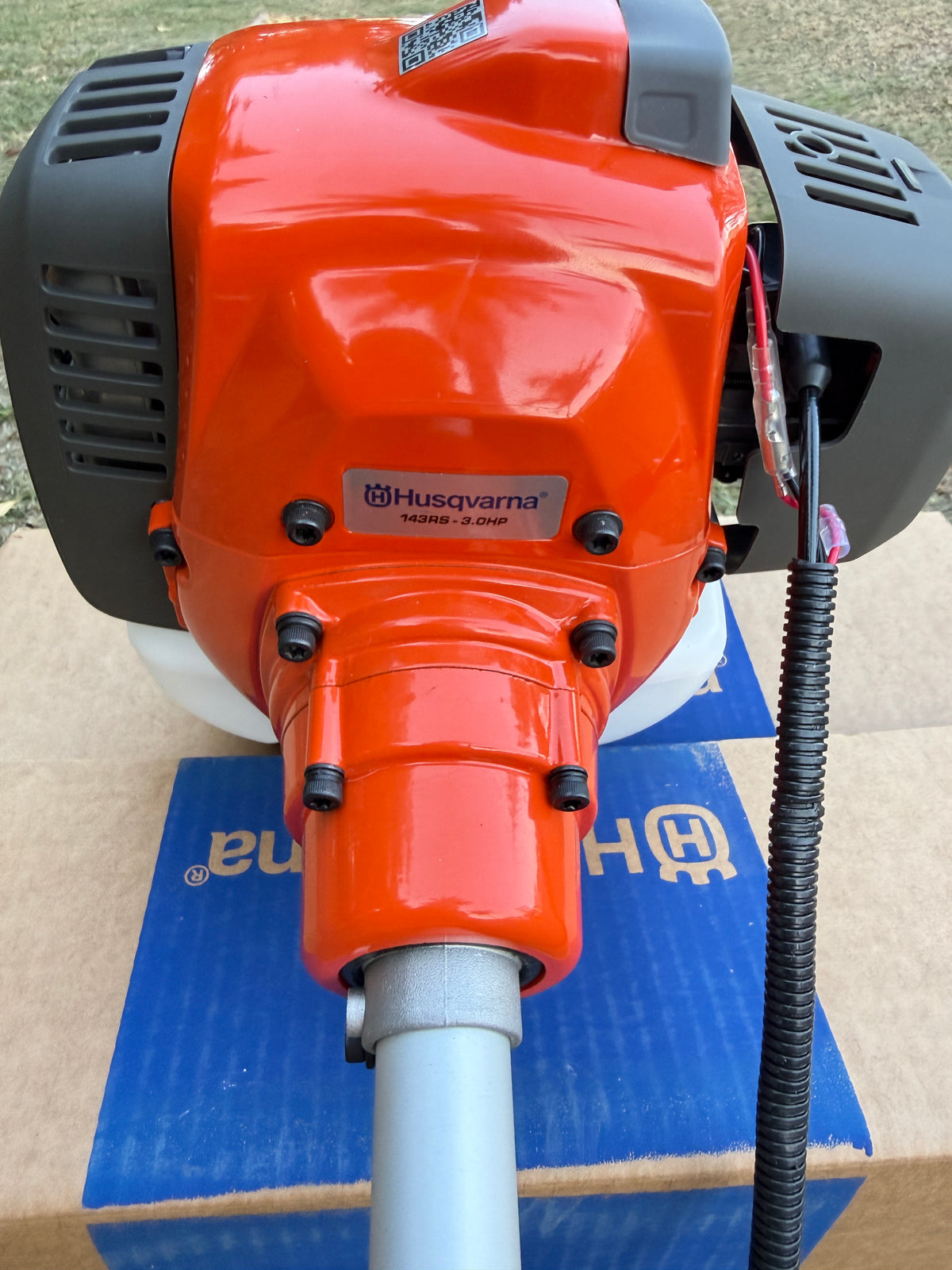 Guadaña Husqvarna 143 RS para trabajo pesado Original