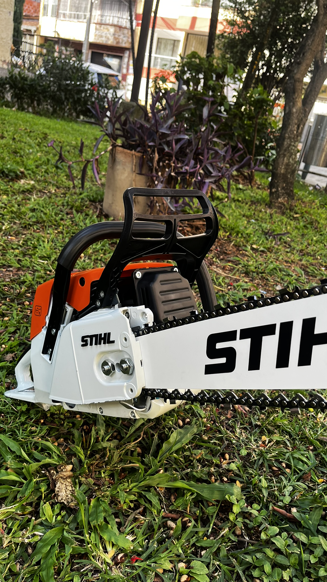 Motosierra Stihl MS382 Para trabajo pesado.